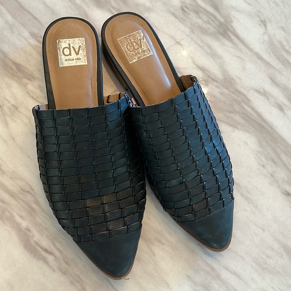 Dolce Vita black woven mule size 11